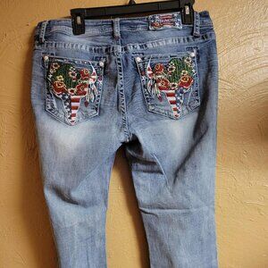 Grace Capri's 36" Waist Stretchy Denim Embroidred